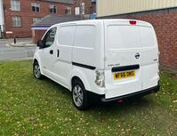 NISSAN E-NV200