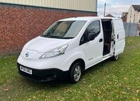 NISSAN E-NV200