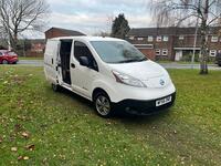 NISSAN E-NV200