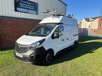 VAUXHALL VIVARO
