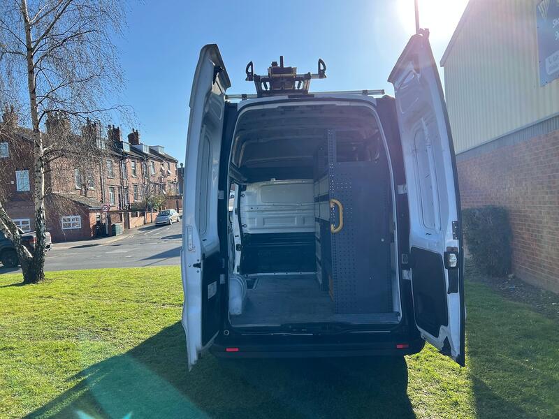 VAUXHALL VIVARO